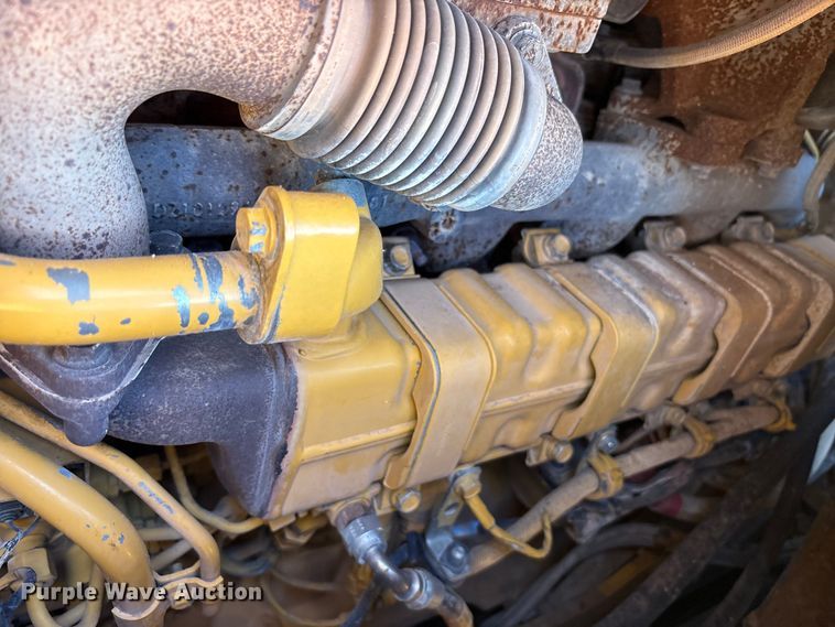 image for item EF6238 2019 John Deere 850K dozer