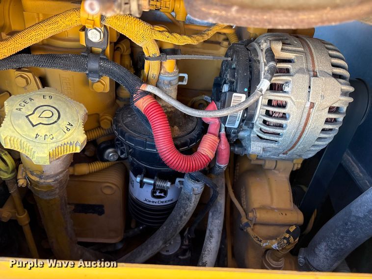 image for item EF6238 2019 John Deere 850K dozer