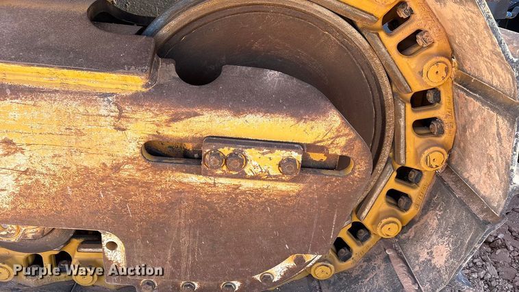 image for item EF6238 2019 John Deere 850K dozer