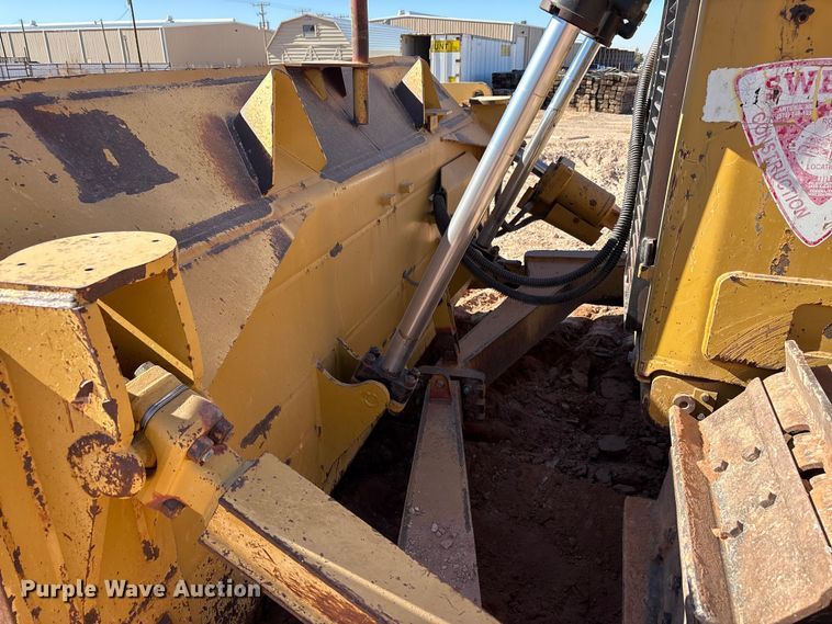 image for item EF6239 2011 Caterpillar D6T XL dozer