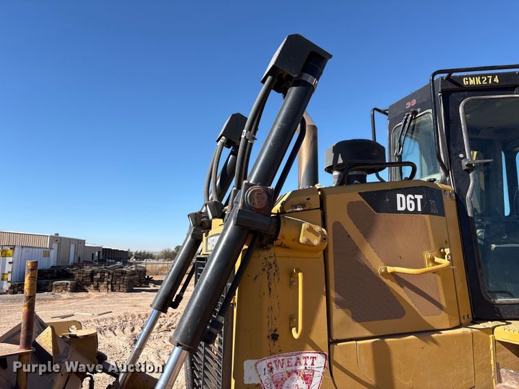 image for item EF6239 2011 Caterpillar D6T XL dozer