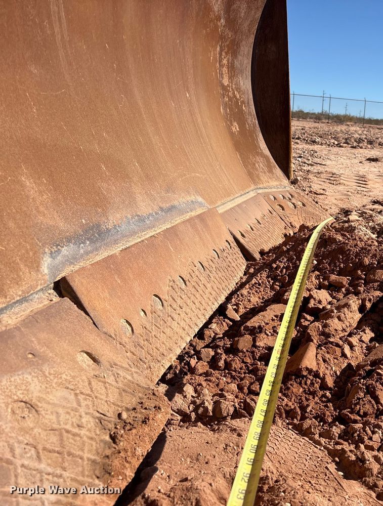 image for item EF6239 2011 Caterpillar D6T XL dozer