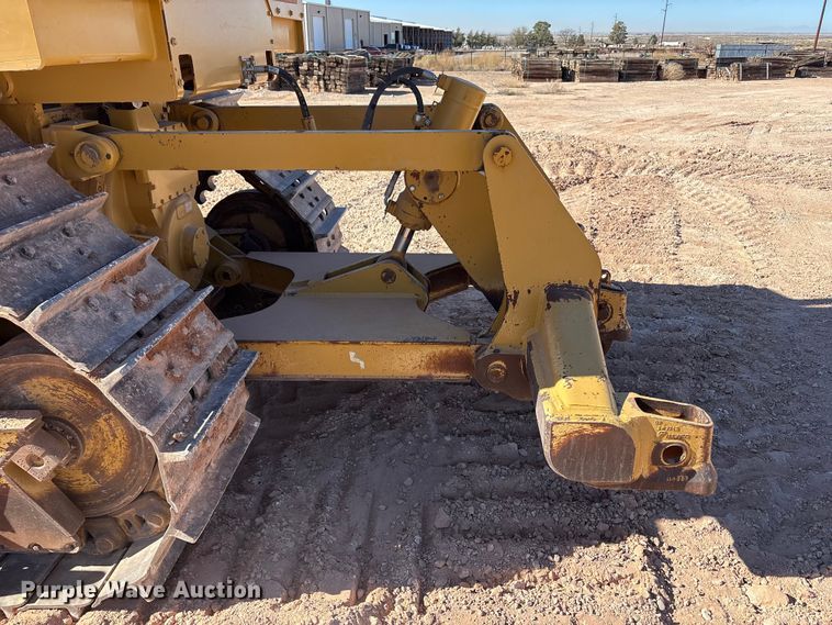 image for item EF6239 2011 Caterpillar D6T XL dozer