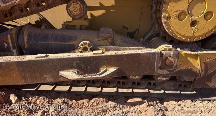 image for item EF6239 2011 Caterpillar D6T XL dozer