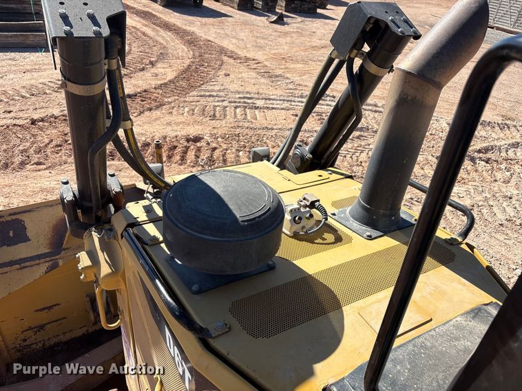 image for item EF6239 2011 Caterpillar D6T XL dozer