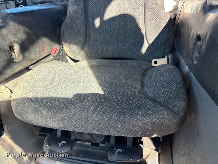 image for item EF6239 2011 Caterpillar D6T XL dozer