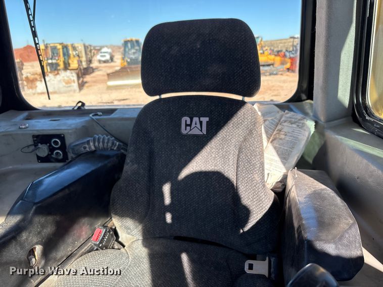 image for item EF6239 2011 Caterpillar D6T XL dozer