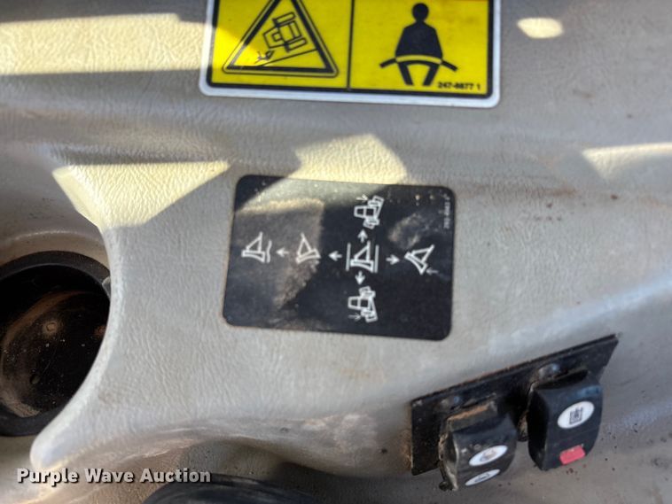 image for item EF6239 2011 Caterpillar D6T XL dozer