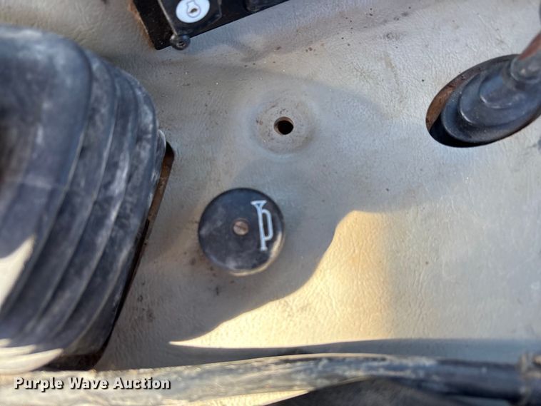 image for item EF6239 2011 Caterpillar D6T XL dozer