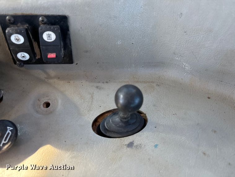 image for item EF6239 2011 Caterpillar D6T XL dozer