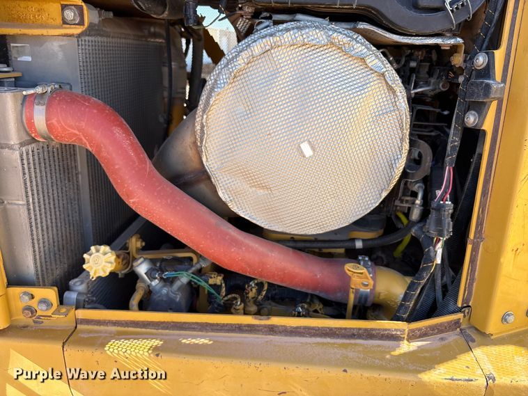 image for item EF6239 2011 Caterpillar D6T XL dozer