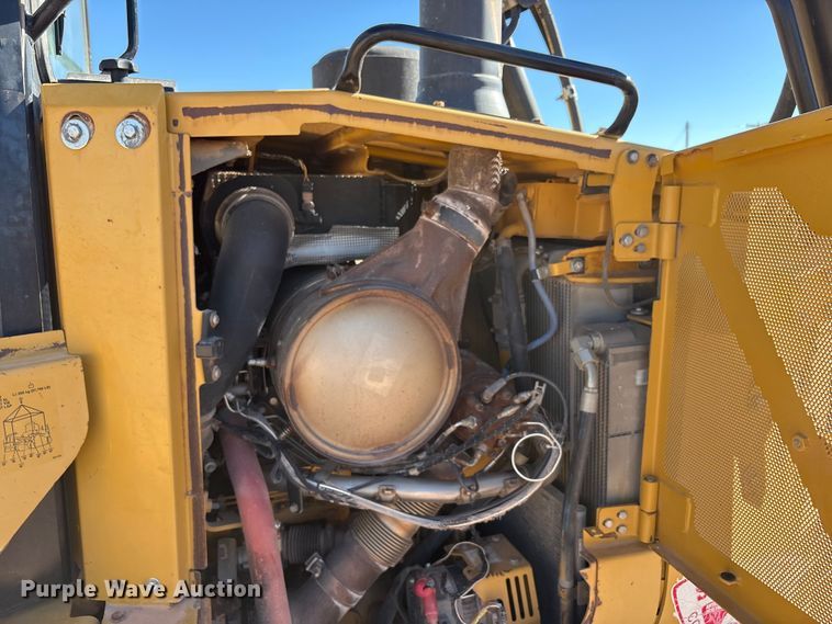 image for item EF6239 2011 Caterpillar D6T XL dozer