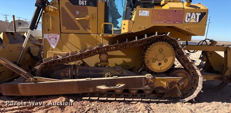 image for item EF6239 2011 Caterpillar D6T XL dozer