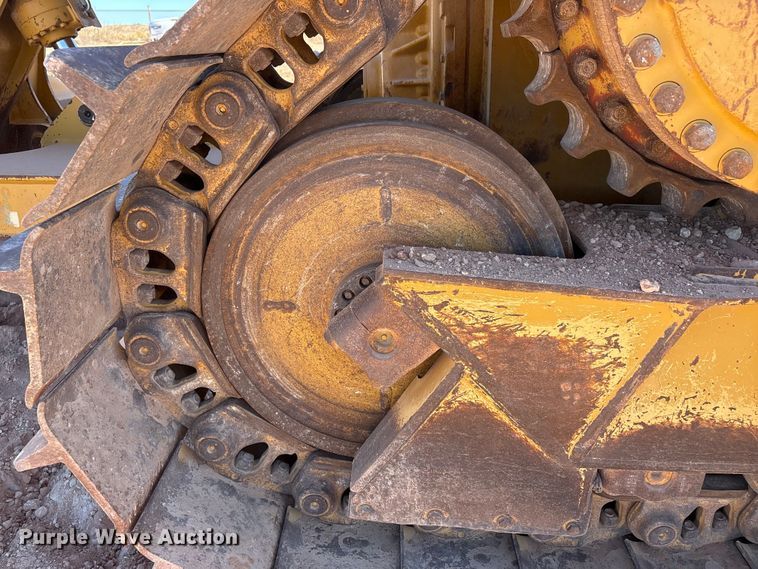 image for item EF6239 2011 Caterpillar D6T XL dozer