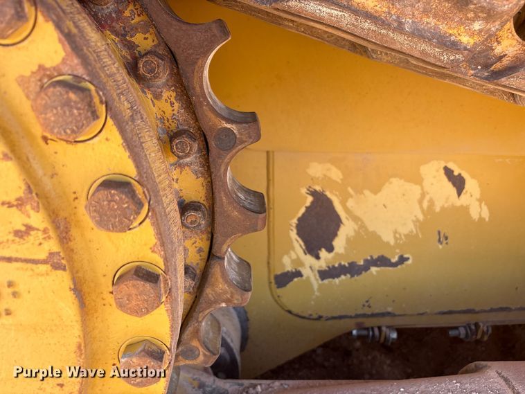 image for item EF6239 2011 Caterpillar D6T XL dozer