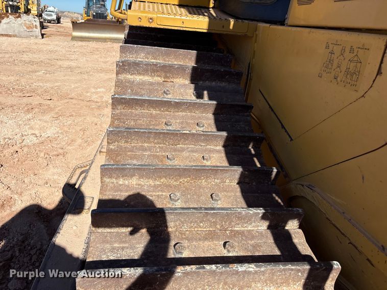 image for item EF6239 2011 Caterpillar D6T XL dozer