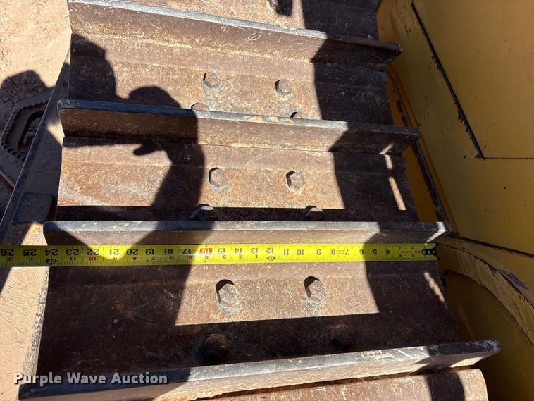 image for item EF6239 2011 Caterpillar D6T XL dozer