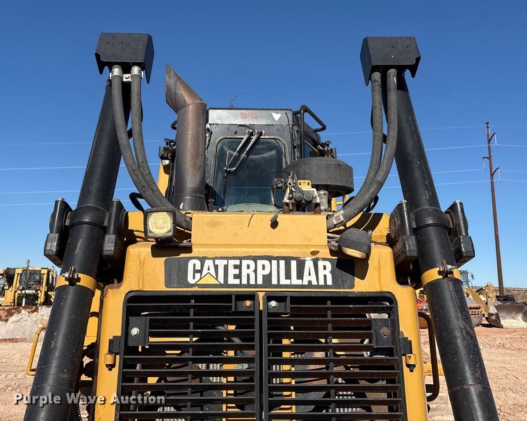 image for item EF6240 2011 Caterpillar D6T XL dozer