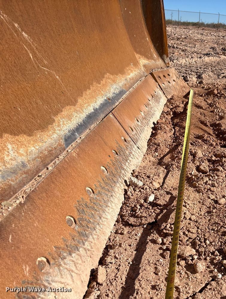 image for item EF6240 2011 Caterpillar D6T XL dozer