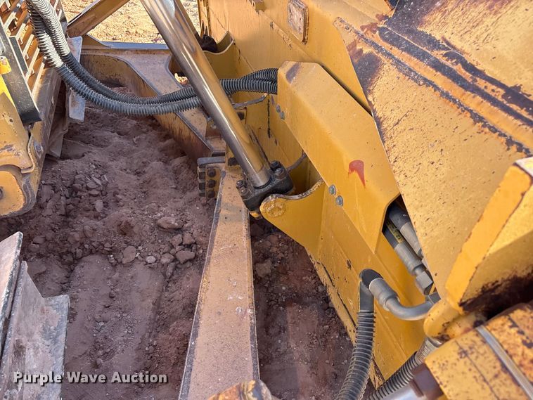 image for item EF6240 2011 Caterpillar D6T XL dozer