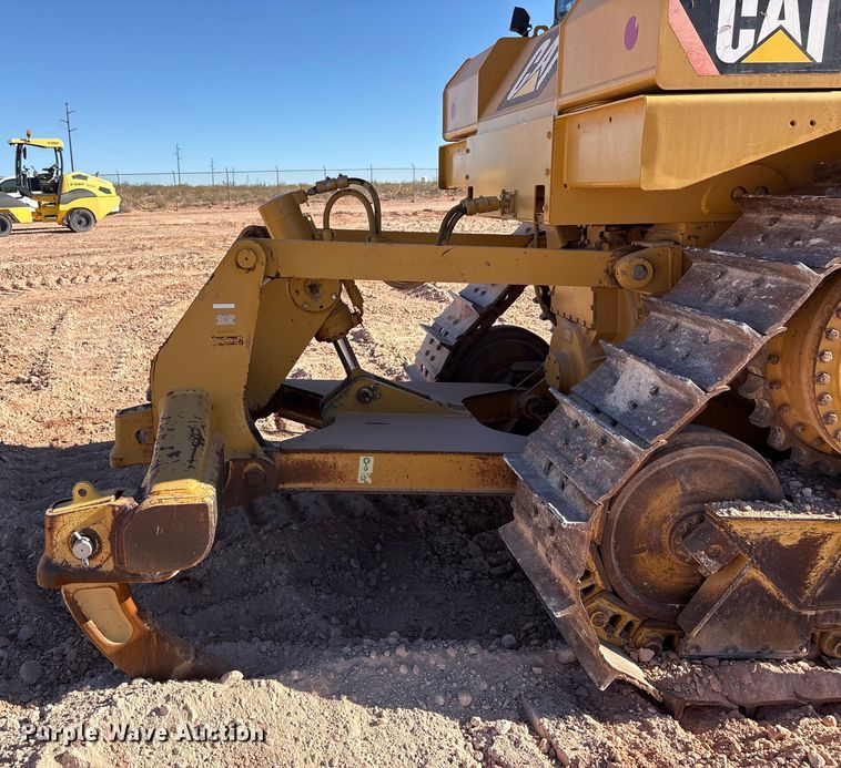 image for item EF6240 2011 Caterpillar D6T XL dozer