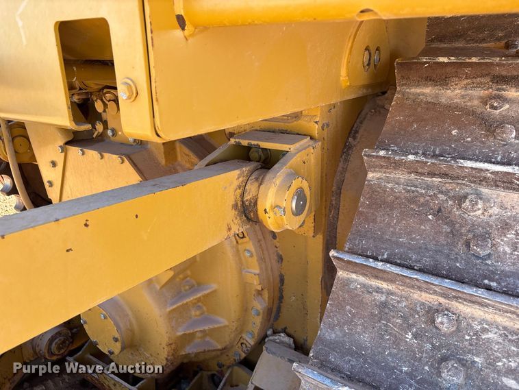 image for item EF6240 2011 Caterpillar D6T XL dozer