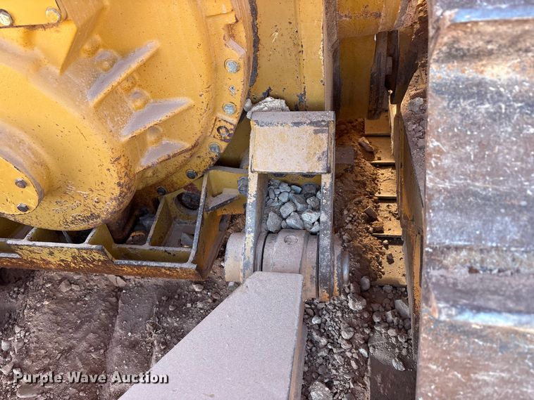 image for item EF6240 2011 Caterpillar D6T XL dozer