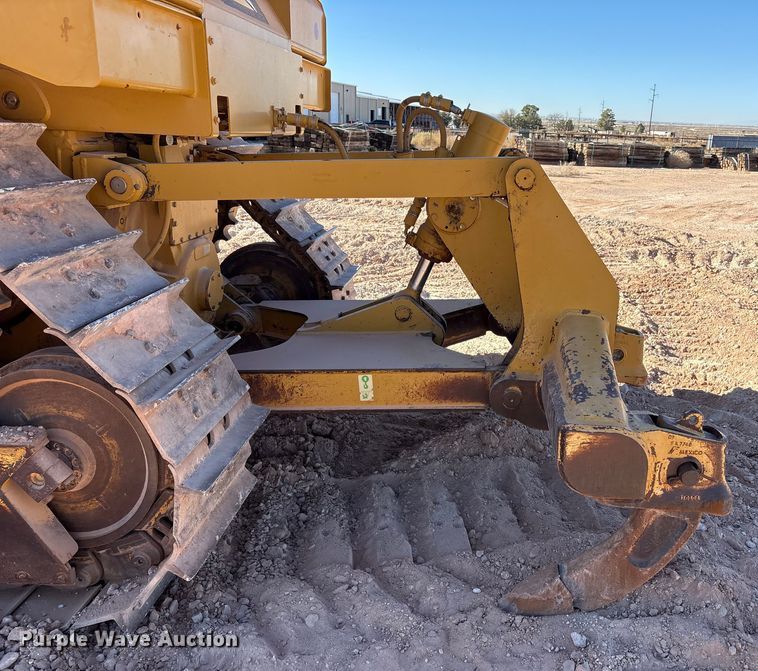image for item EF6240 2011 Caterpillar D6T XL dozer