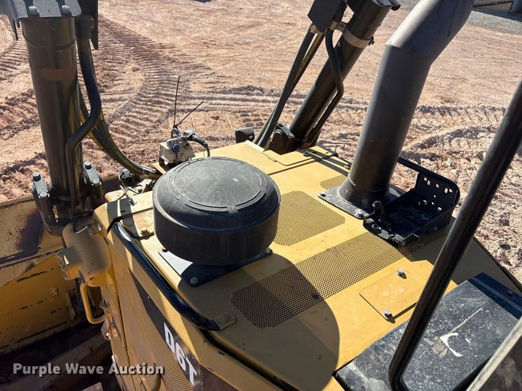 image for item EF6240 2011 Caterpillar D6T XL dozer