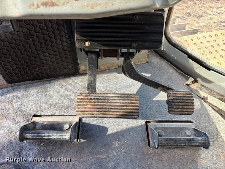 image for item EF6240 2011 Caterpillar D6T XL dozer