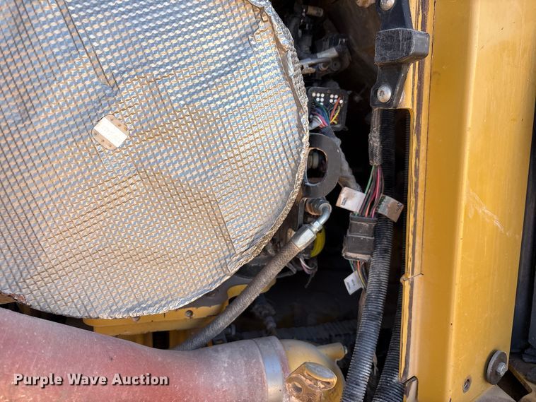 image for item EF6240 2011 Caterpillar D6T XL dozer