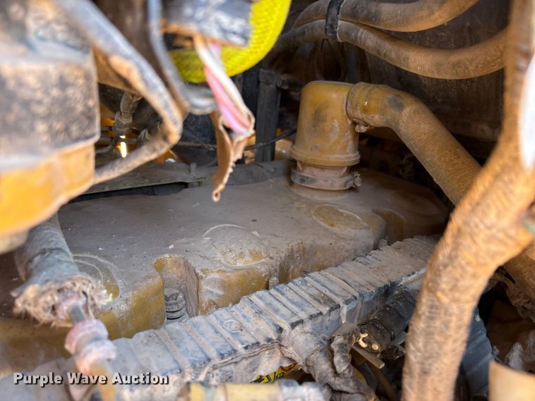 image for item EF6240 2011 Caterpillar D6T XL dozer