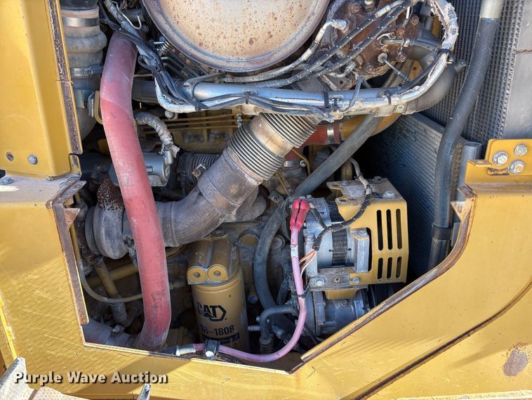 image for item EF6240 2011 Caterpillar D6T XL dozer