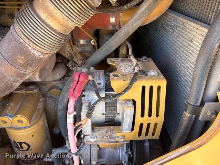 image for item EF6240 2011 Caterpillar D6T XL dozer