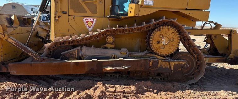 image for item EF6240 2011 Caterpillar D6T XL dozer