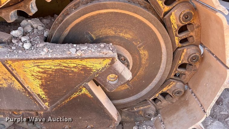 image for item EF6240 2011 Caterpillar D6T XL dozer