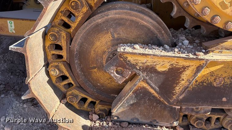 image for item EF6240 2011 Caterpillar D6T XL dozer