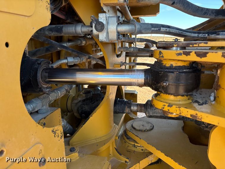 image for item EF6241 2013 Caterpillar 966K wheel loader