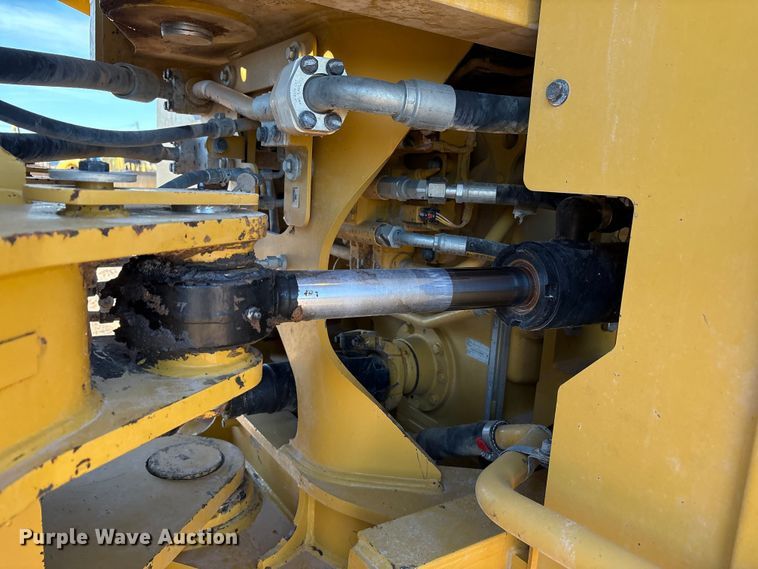 image for item EF6241 2013 Caterpillar 966K wheel loader