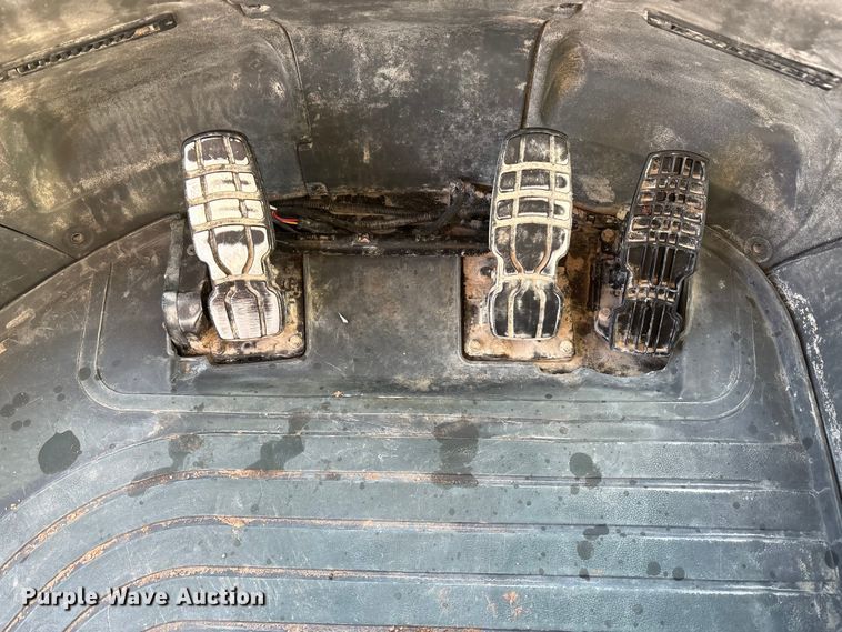 image for item EF6241 2013 Caterpillar 966K wheel loader