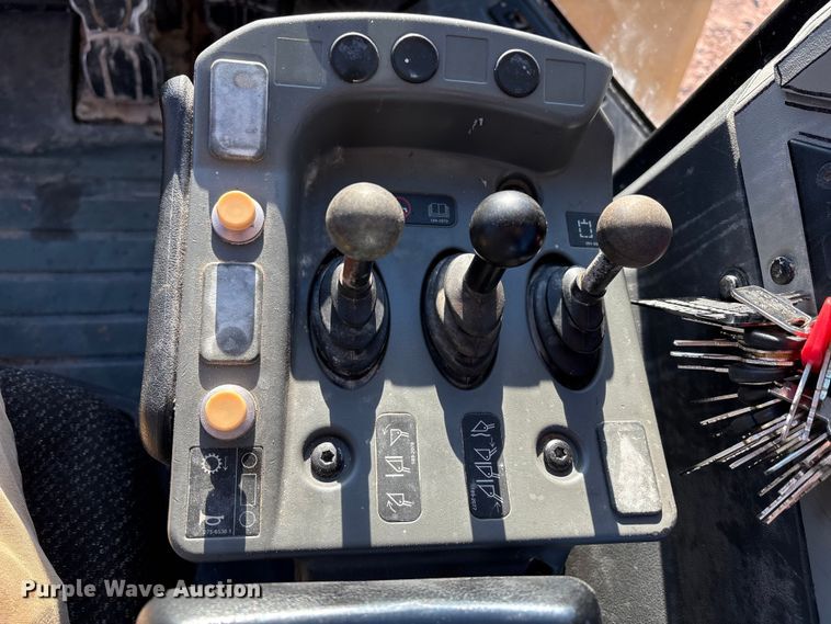 image for item EF6241 2013 Caterpillar 966K wheel loader