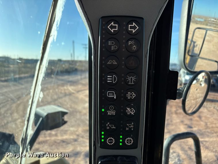 image for item EF6241 2013 Caterpillar 966K wheel loader