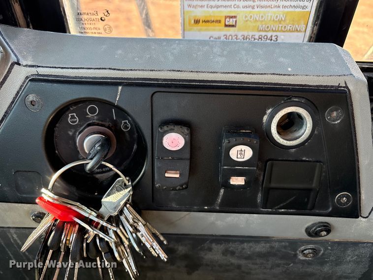 image for item EF6241 2013 Caterpillar 966K wheel loader