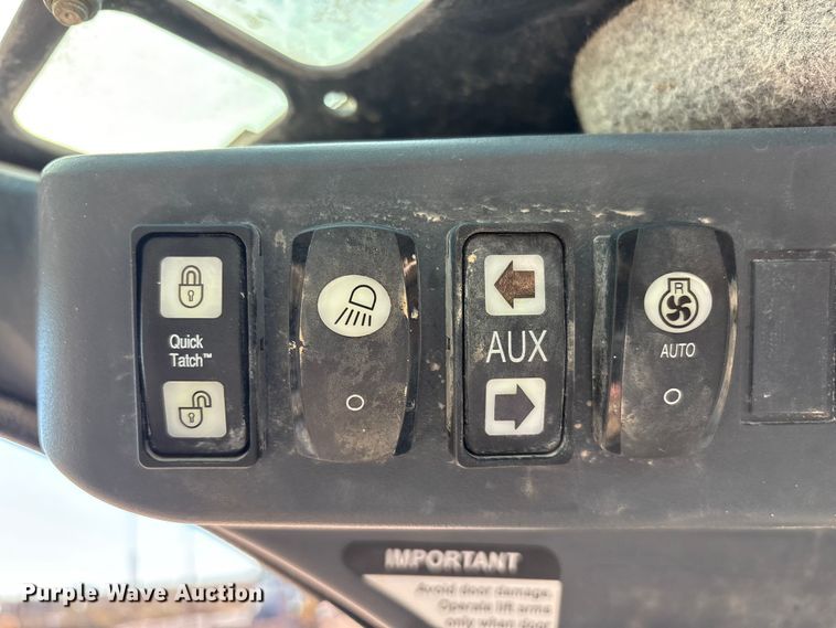 image for item EF6242 2020 John Deere 331G tracked skid steer loader