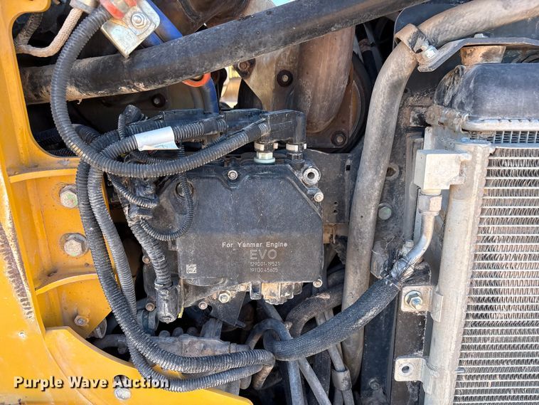 image for item EF6242 2020 John Deere 331G tracked skid steer loader