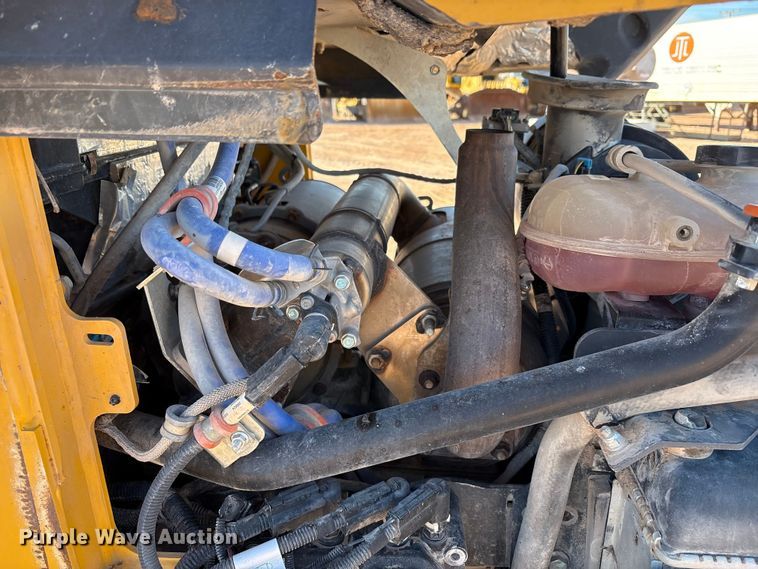 image for item EF6242 2020 John Deere 331G tracked skid steer loader