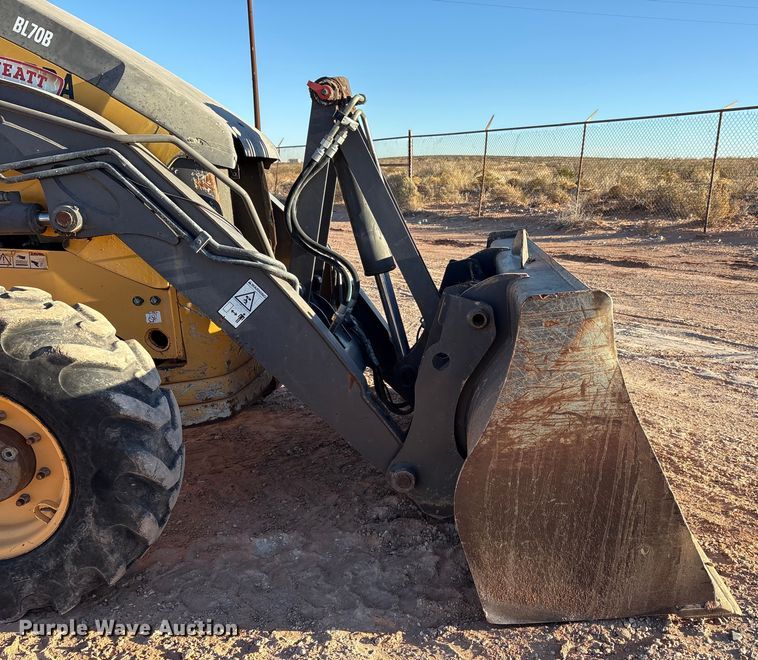 image for item EF6243 2012 Volvo BL70B backhoe