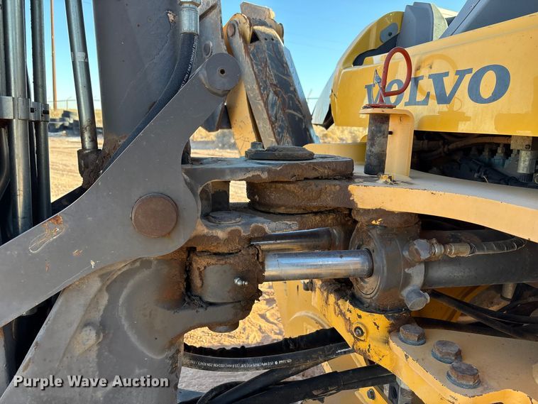 image for item EF6243 2012 Volvo BL70B backhoe