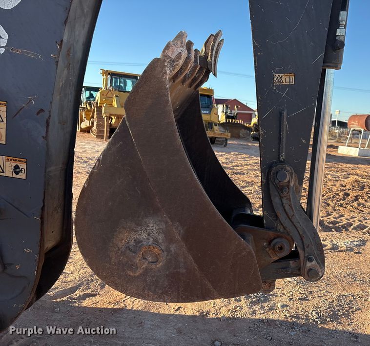 image for item EF6243 2012 Volvo BL70B backhoe