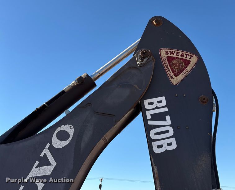 image for item EF6243 2012 Volvo BL70B backhoe
